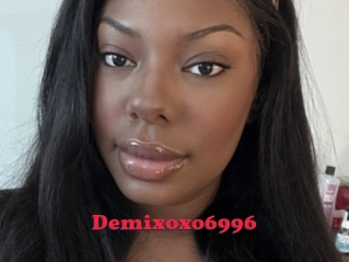 Demixoxo6996