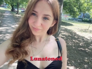 Lunatoned