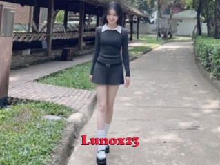 Lunox23