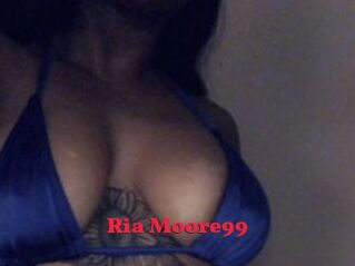 Ria_Moore99