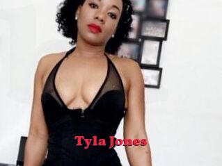 Tyla_Jones